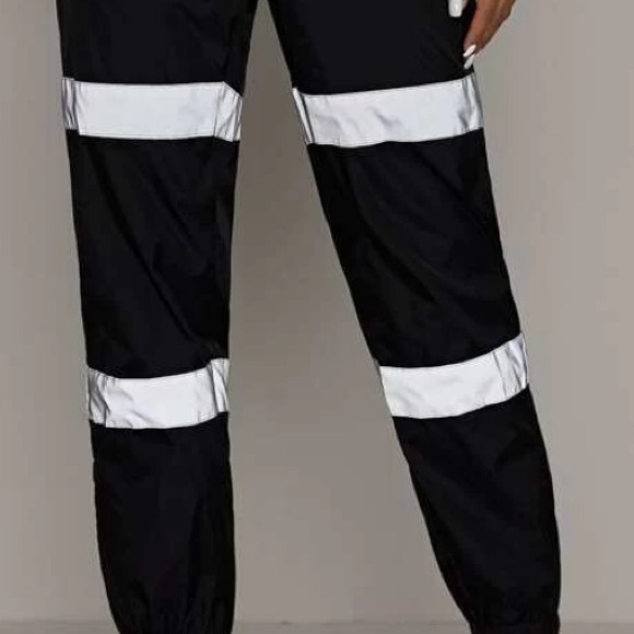 NWT SHEIN Reflectuve windbreaker pants - Picture 2 of 3